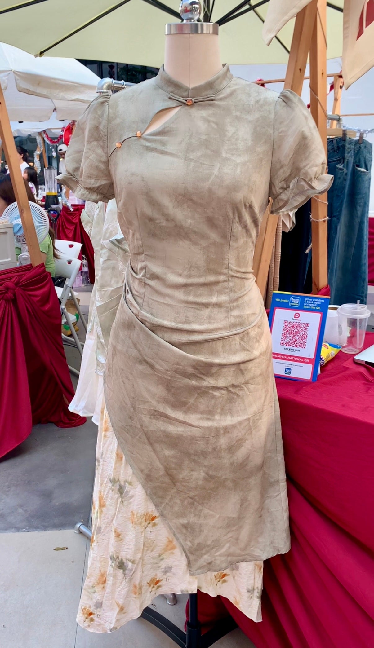 Your Classic Green Cheongsam